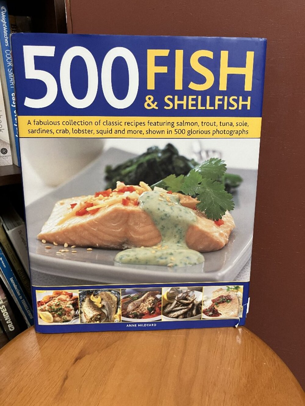 500 Fish & Shellfish Cookbook
